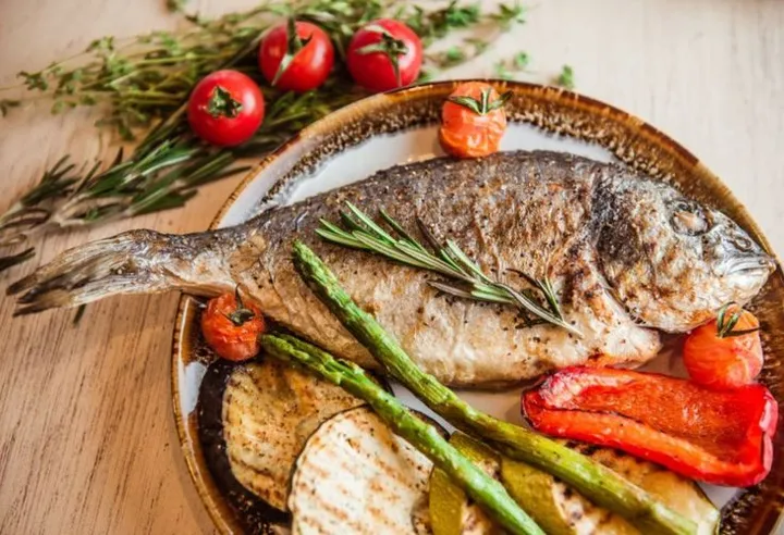 Засоленная сырая рыба: как приготовить вкусное и полезное блюдо